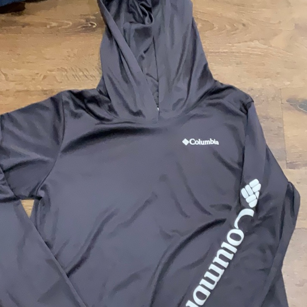 Boys Columbia Hooded Dri Fit Shirt